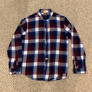Express flannel size M